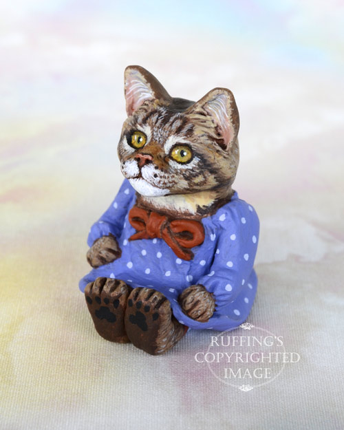 Sarah, Original One-of-a-kind Dollhouse-sized Maine Coon Kitten Art Doll by Max Bailey