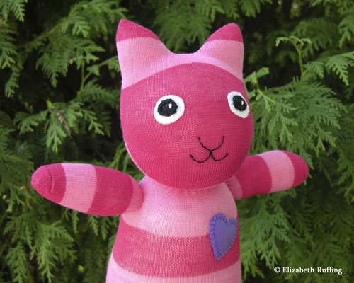 Hug Me! Sock Kitty by Elizabeth Ruffing