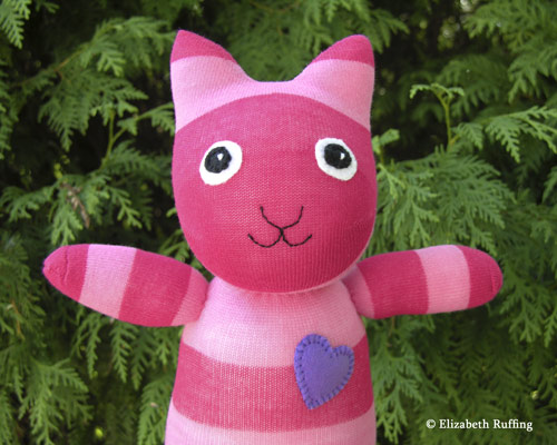 Hug Me! Sock Kitty by Elizabeth Ruffing