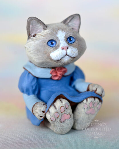 One-of-a-kind Miniature Cat Art Figurine, Original Bi-color Ragdoll Kitten by artist Anne Ruffing - Image 5